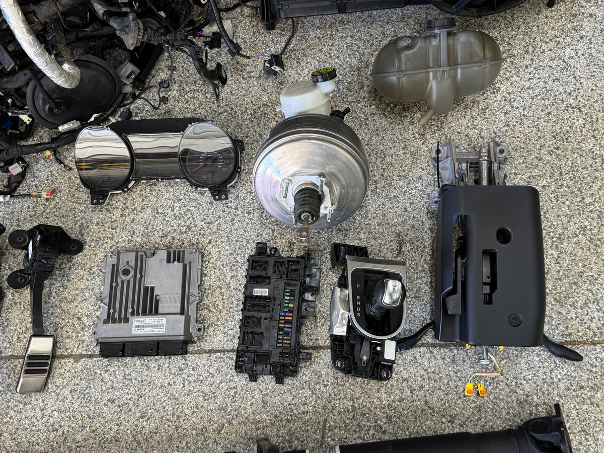 2022 Mustang 5.0 Coyote Gen 3 Engine Drivetrain 10R80 Automatic Auto