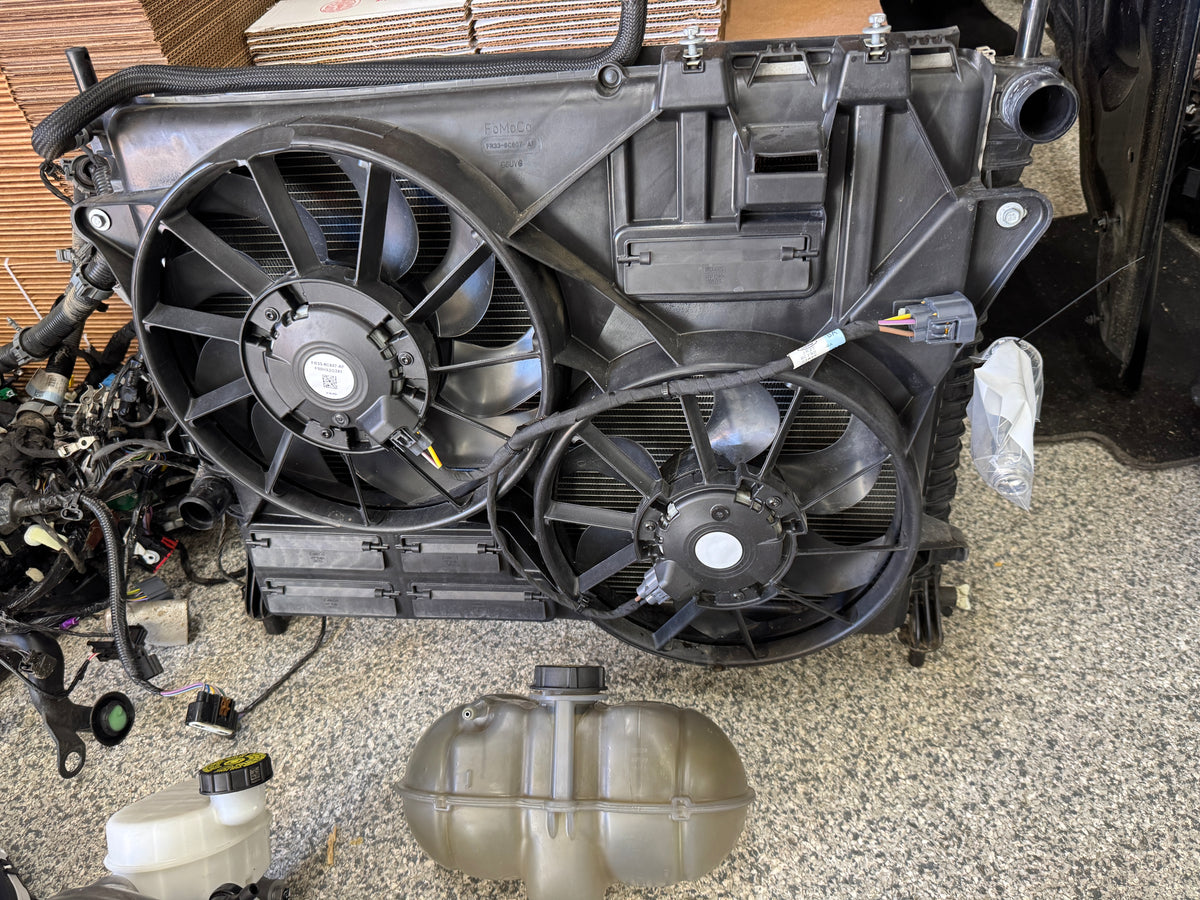 2022 Mustang 5.0 Coyote Gen 3 Engine Drivetrain 10R80 Automatic Auto