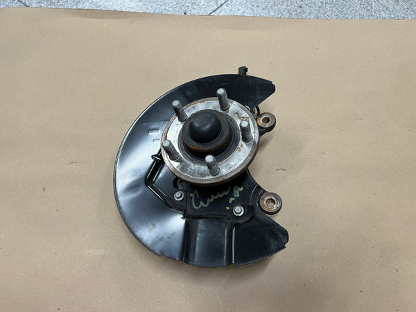 2015-2020 Ford Mustang 5.0L GT LH Driver Side Front Spindle Knuckle Hub