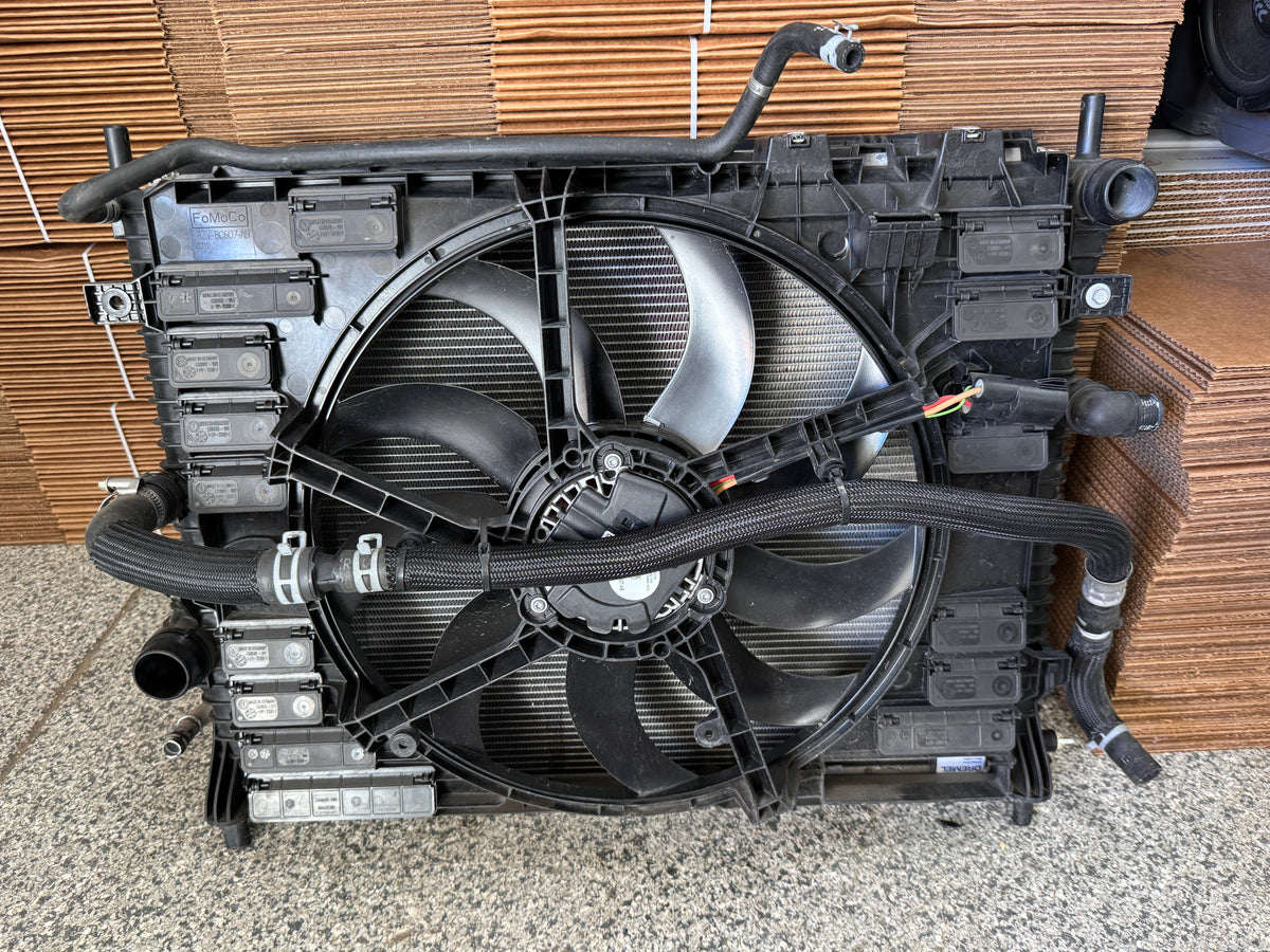 2020-2022 Ford Mustang GT500 Radiator Fan Heat Exchanger Hoses OEM