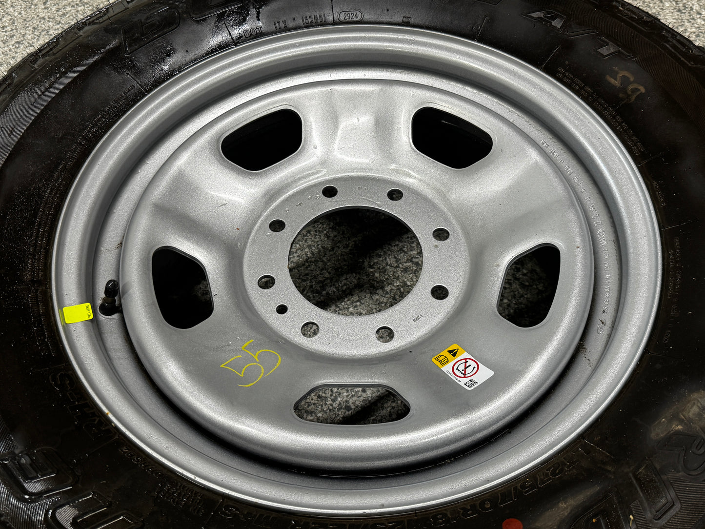 2023-2025 F-250 F-350 Super Duty 6.7 Spare Tire Bridgestone 275/70/18