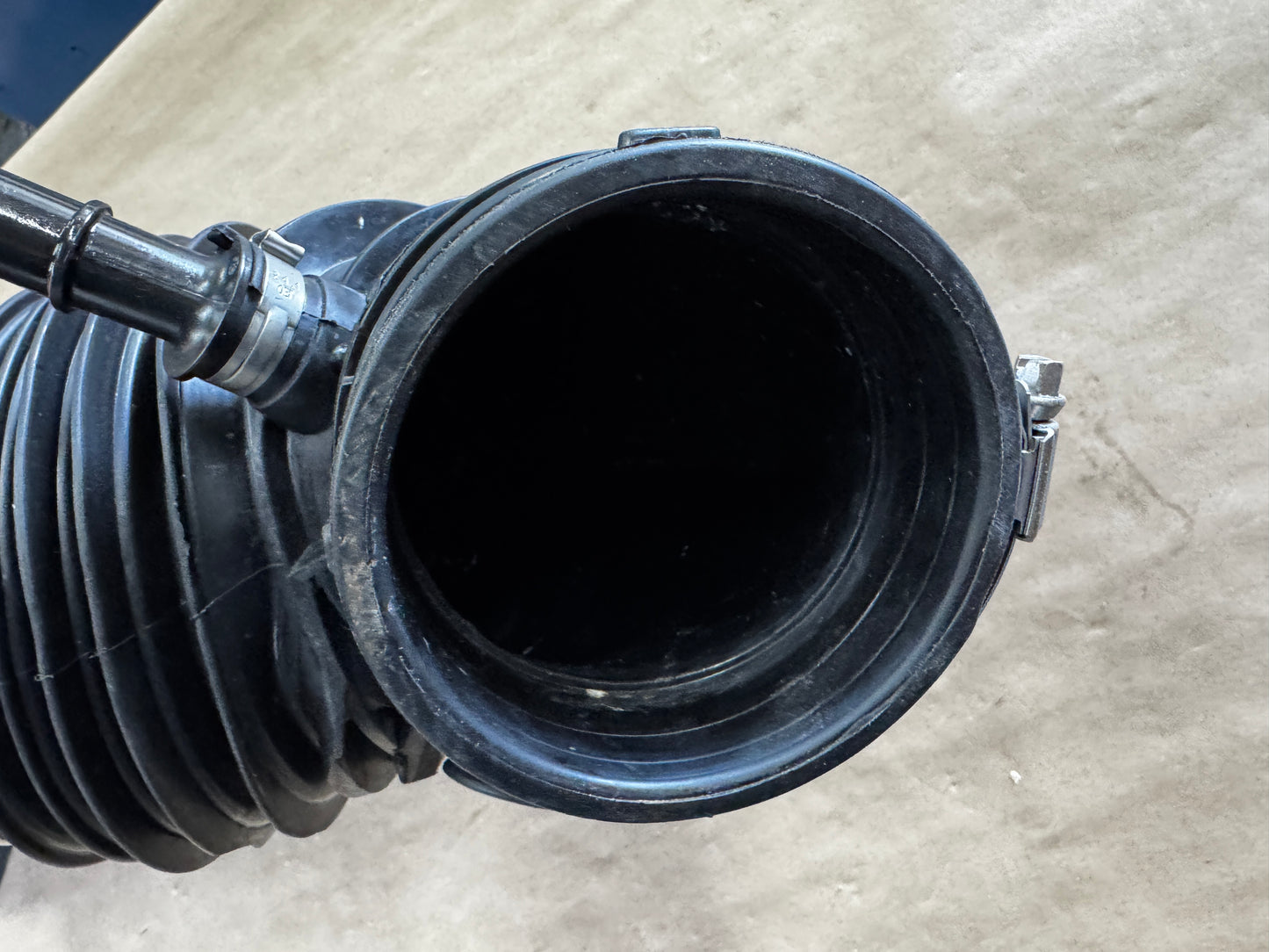 2024-2026 Ford Mustang GT Coyote Cold Air Intake Elbow MAF Housing LH Driver