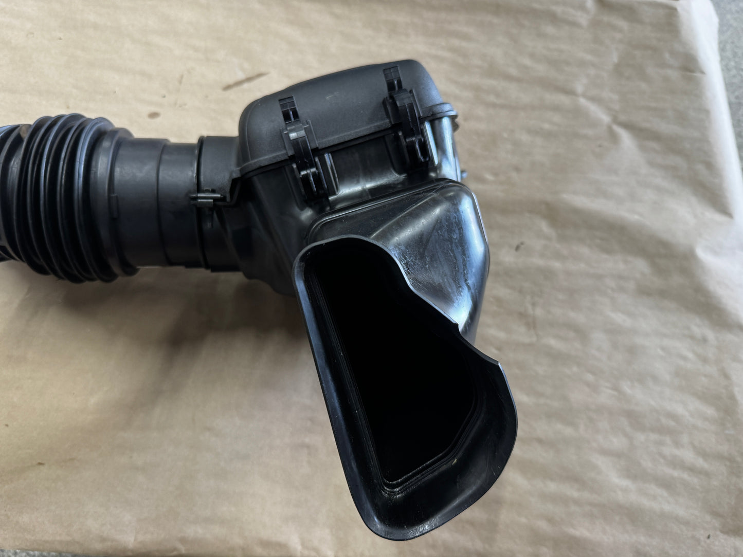 2024-2026 Ford Mustang GT Coyote Cold Air Intake Elbow MAF Housing LH Driver