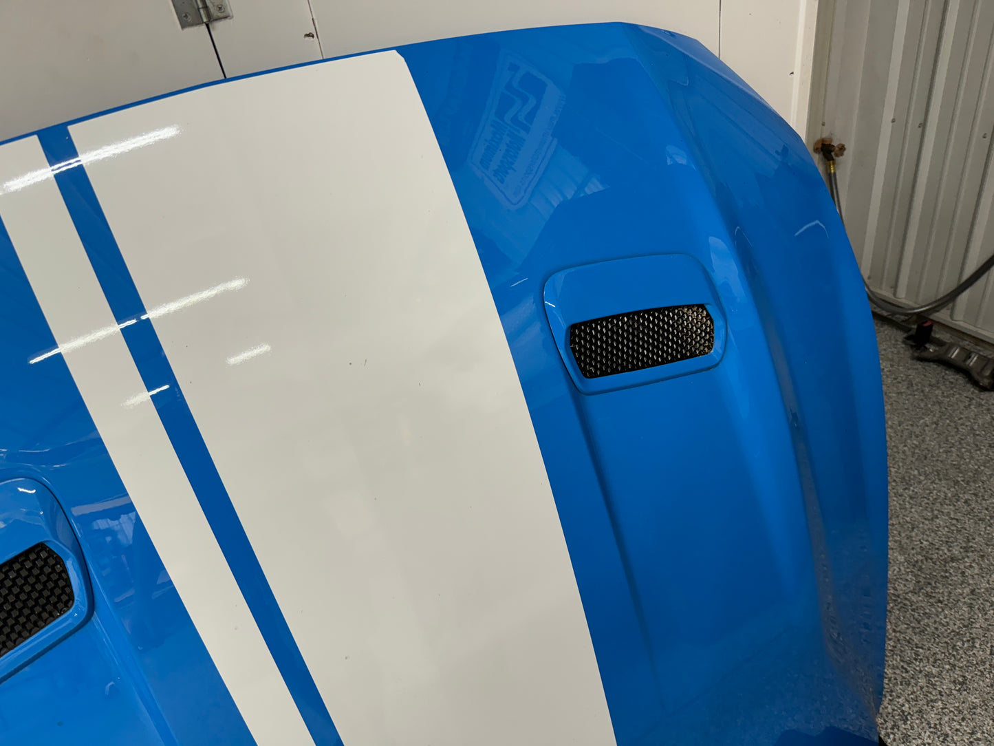 2018-2023 Ford Mustang GT Hood Vents Heat Blanket AE