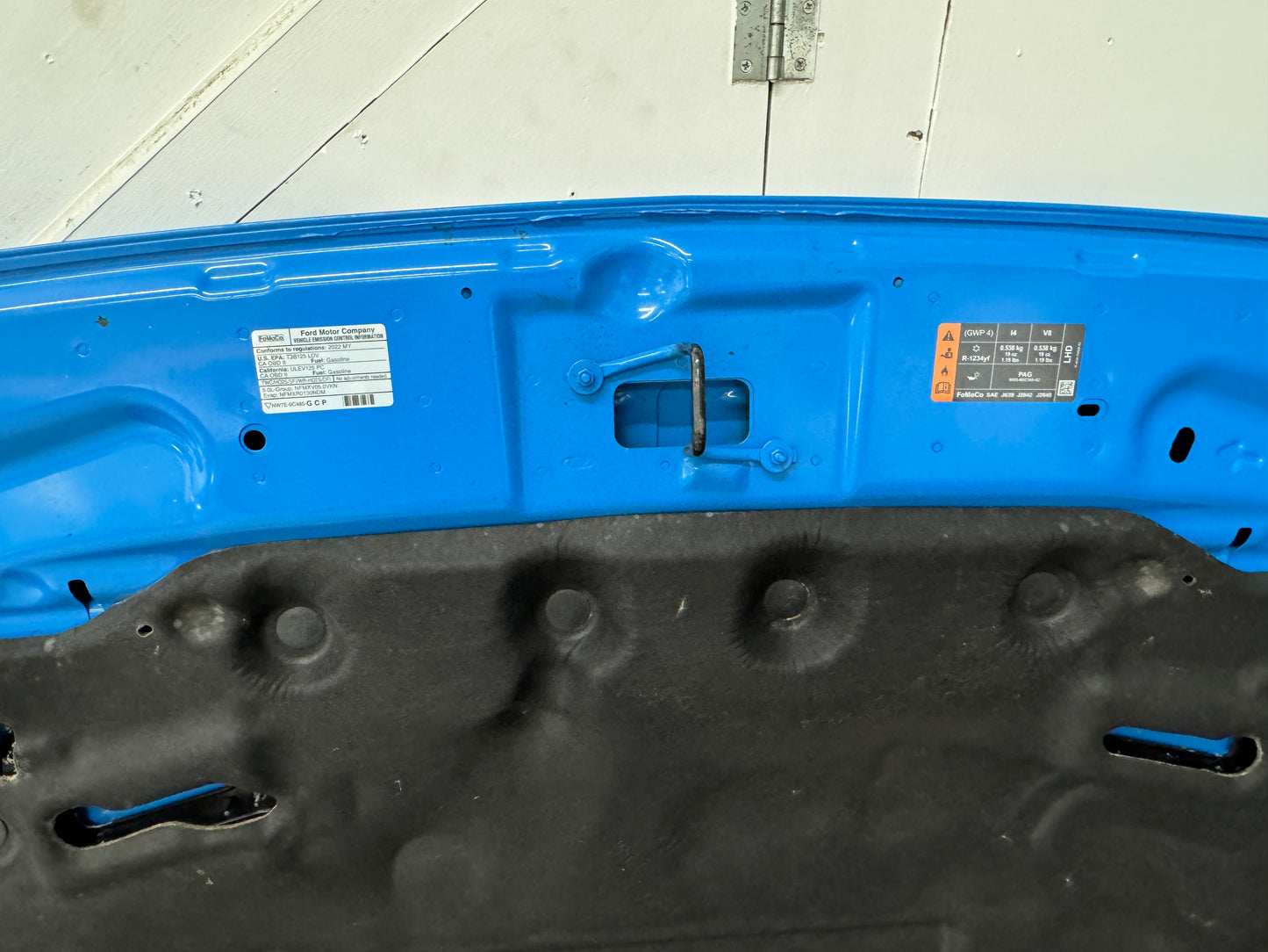 2018-2023 Ford Mustang GT Hood Vents Heat Blanket AE