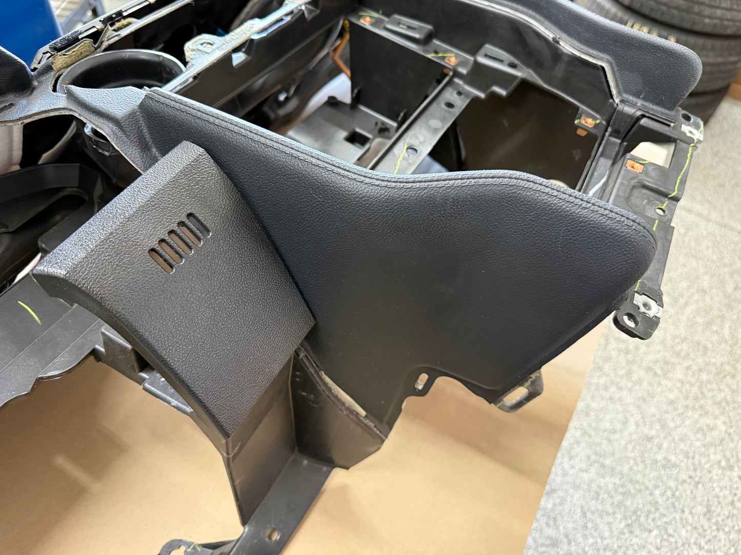 2018-2023 Ford Mustang GT 5.0 PP1 Leather Dash Pad Frame