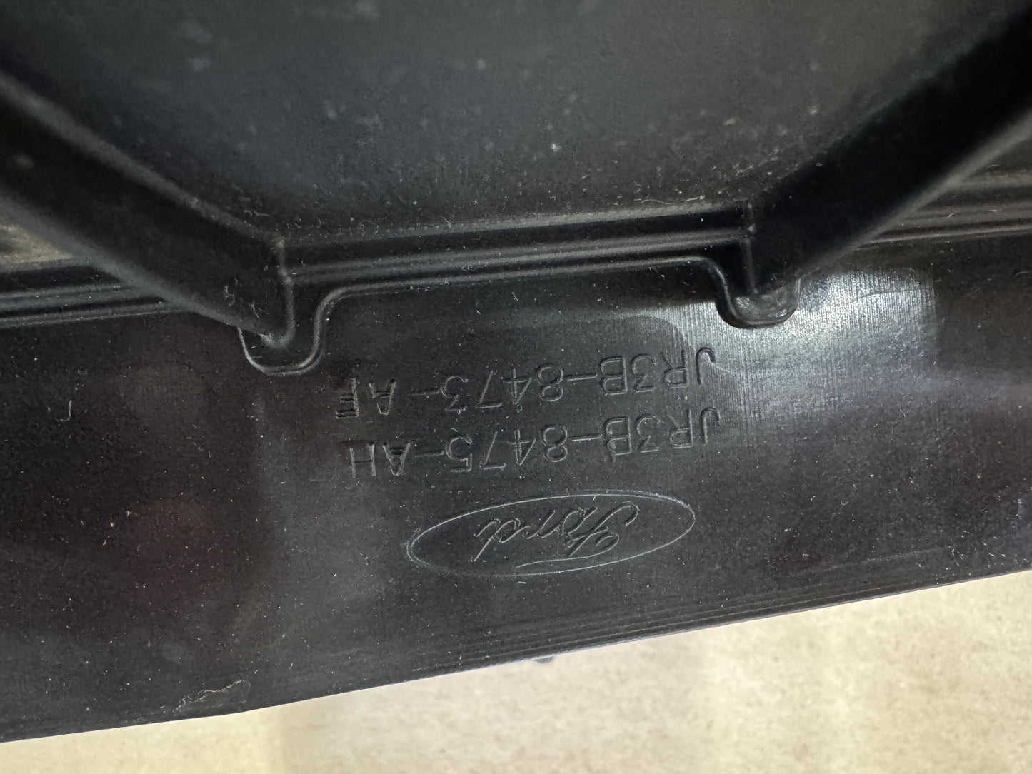 2018-2023 Ford Mustang GT Radiator Air Shutter Grille Assembly OEM