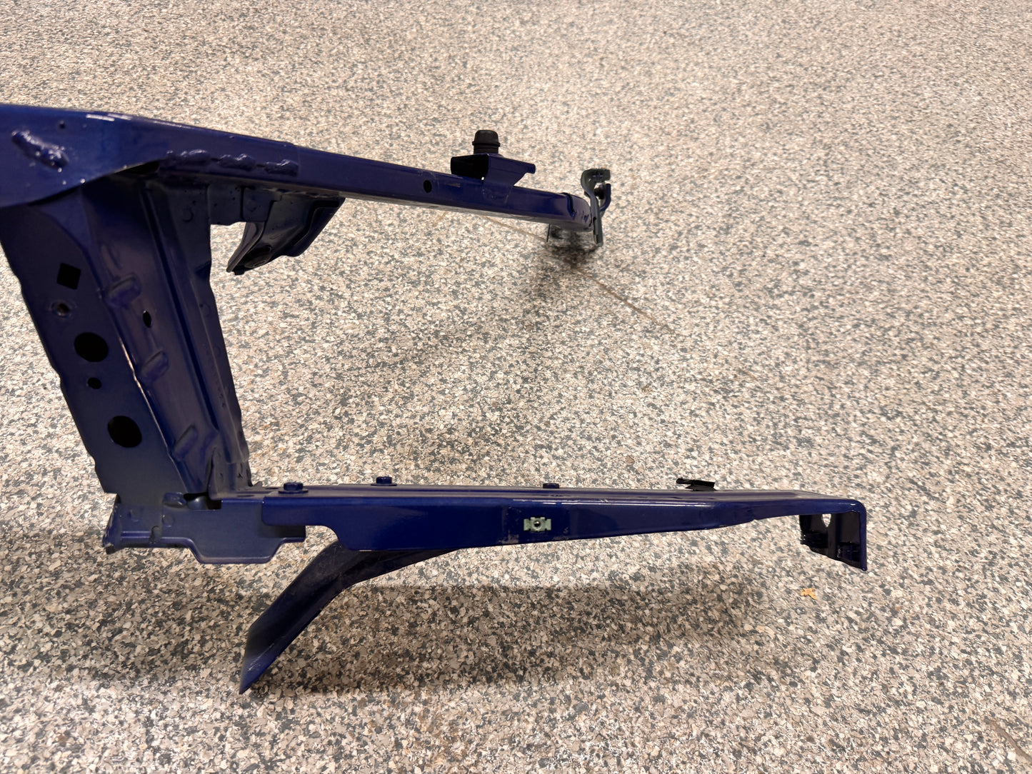 2019 Camaro SS Upper Radiator Support Tie Bar Core Support OEM