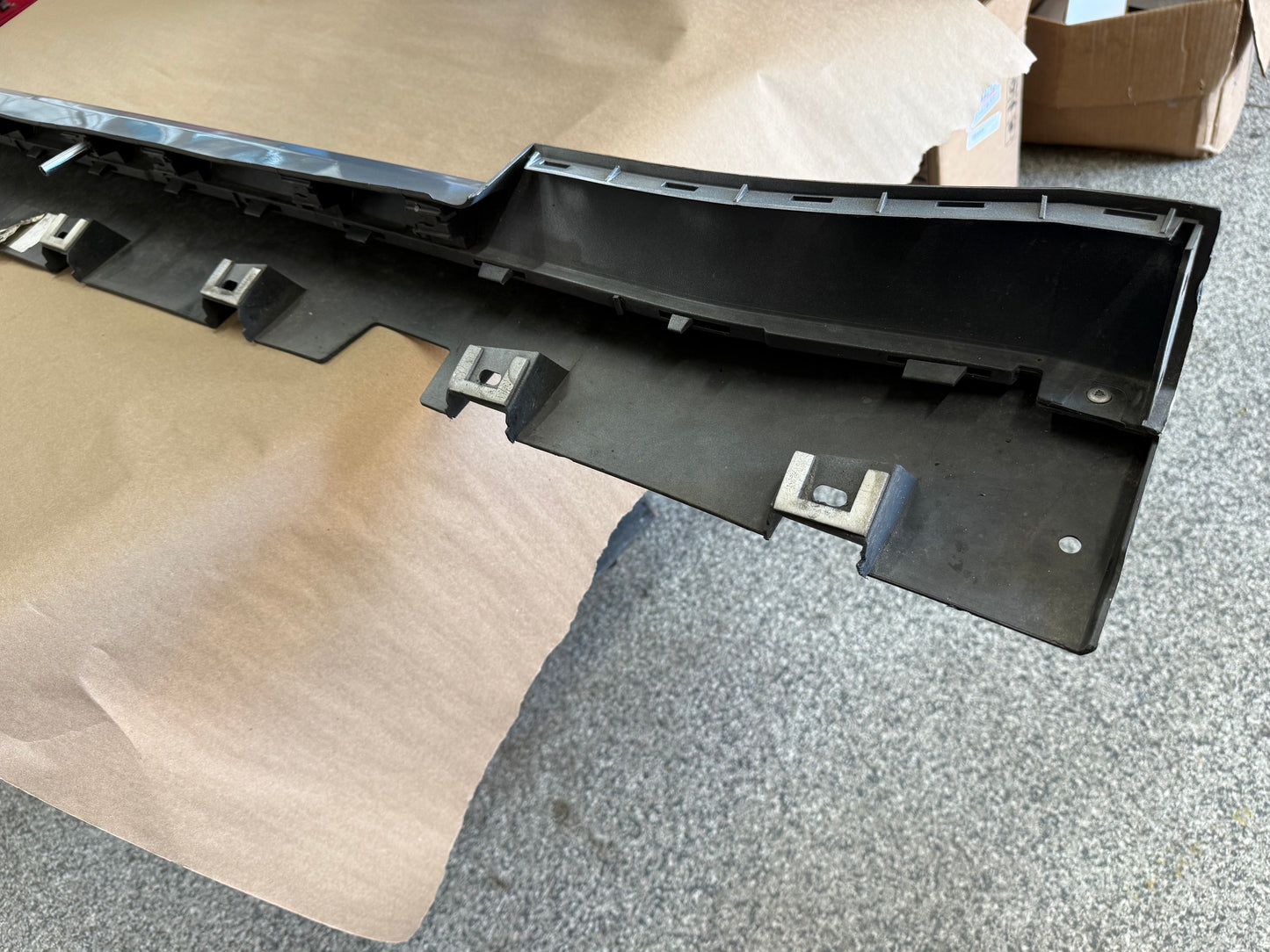 2015-2023 Ford Mustang GT Ecoboost LH Driver Side Skirt Molding "Silver"
