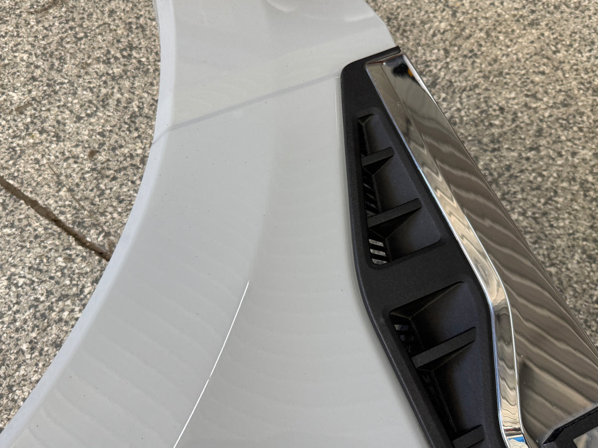 2023-2026 F-250 F-350 Super Duty RH Passenger Side Fender OEM DR Paint