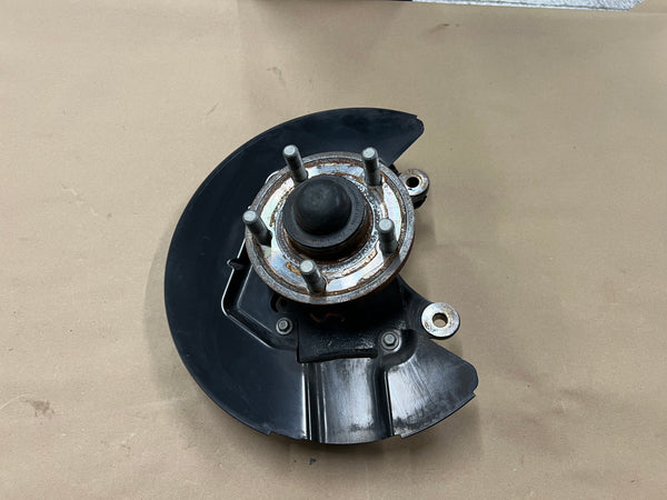 2015-2020 Ford Mustang 5.0L GT LH Driver Side Front Spindle Knuckle Hub