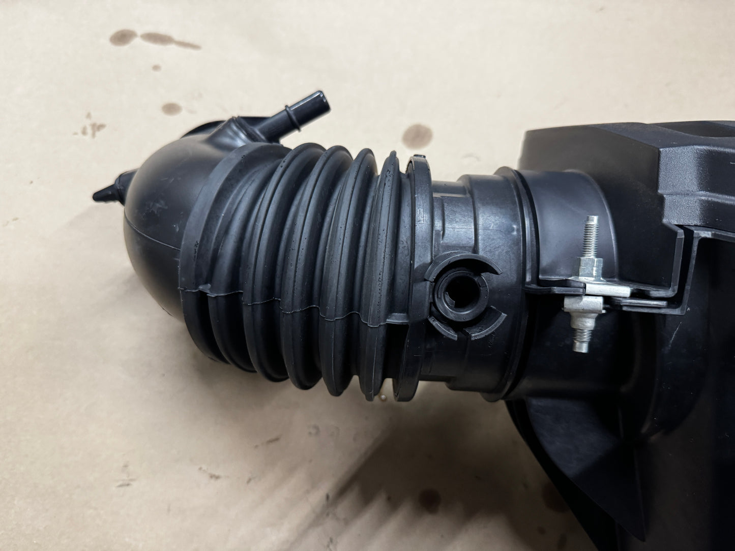 2020-2022 Mustang Shelby GT500 OEM Cold Air Intake Tube Box
