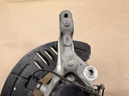2016-2023 Chevrolet Camaro SS RH Passenger Front Spindle Knuckle Hub GM 84004747