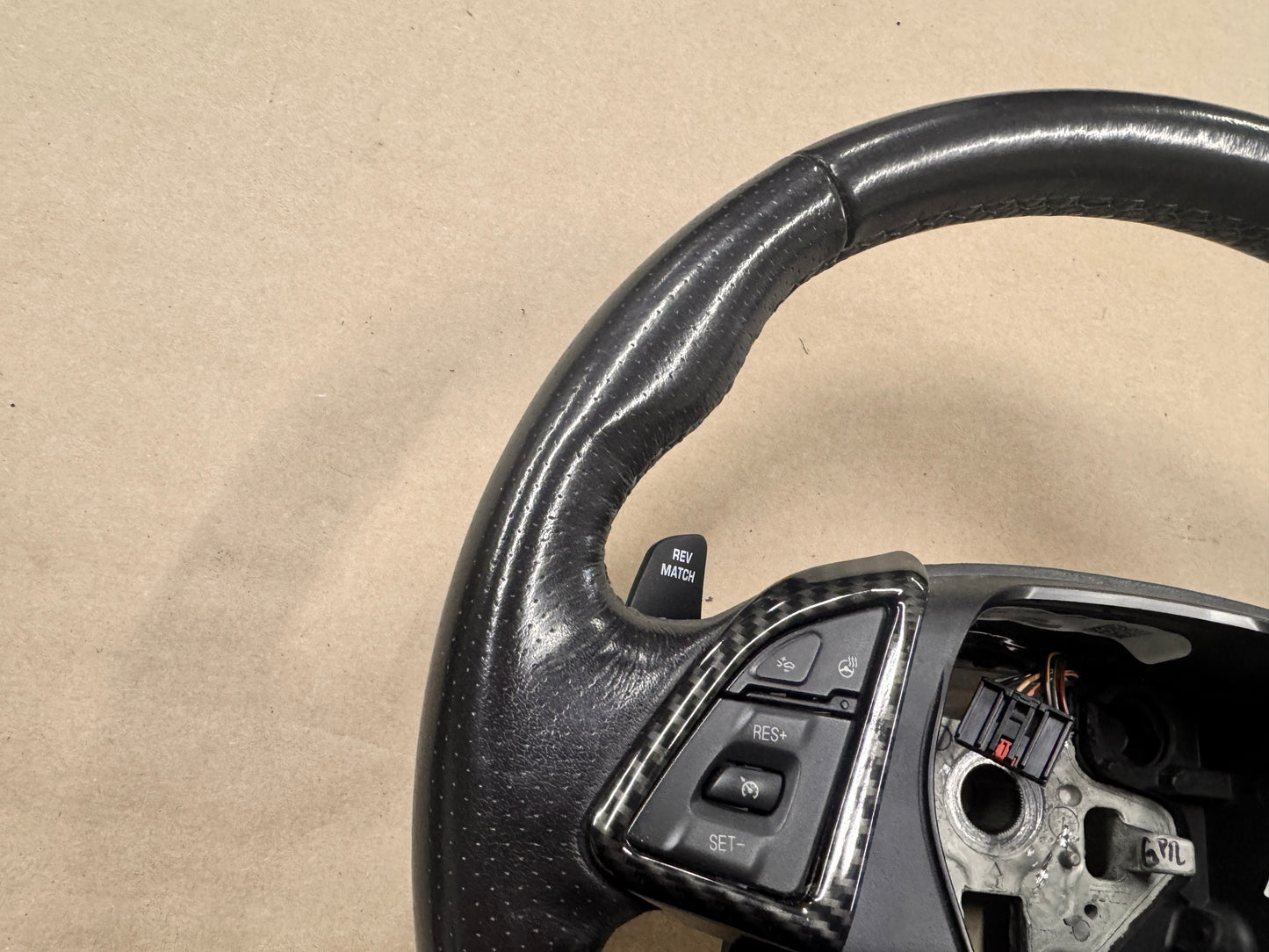 2019 Chevrolet Camaro SS LT1 Wheel Steering Black "Manual" - OEM