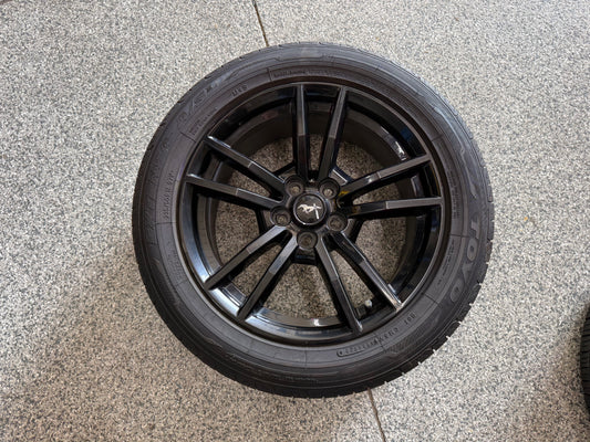 2015-2017 Ford Mustang GT 5.0 18x8" Wheel Toyo Tire 235/50/18