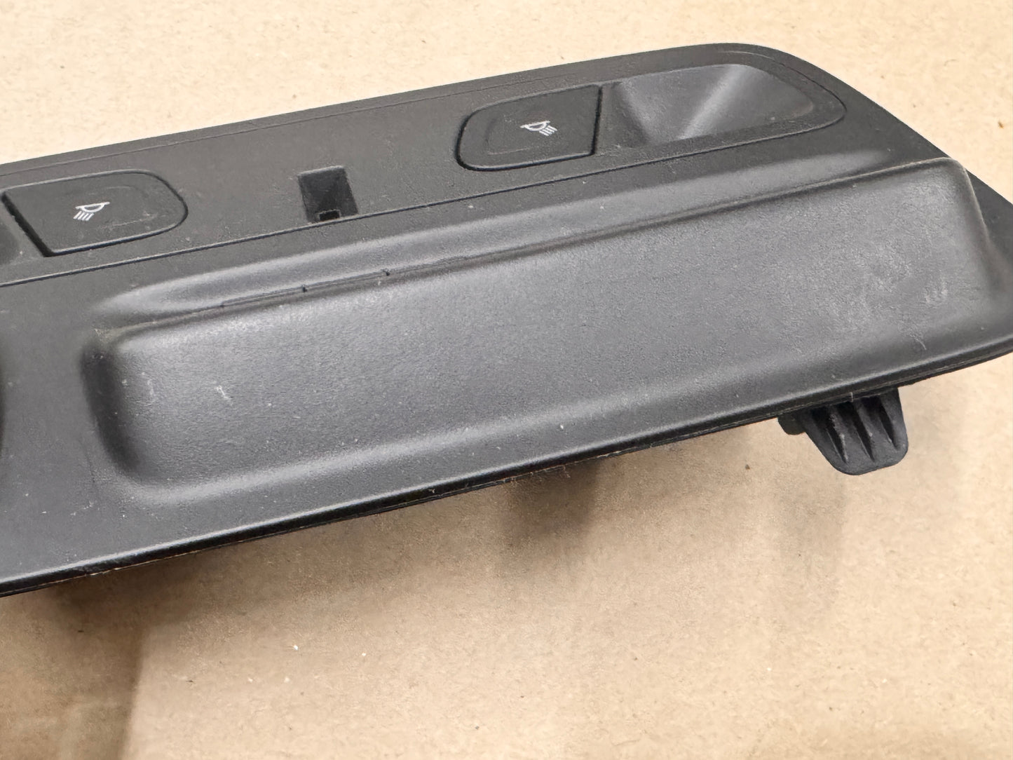 2016-2023 Chevrolet Camaro SS Dome Light Coupe Black Interior Sunroof - OEM
