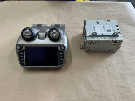 2014 Chevrolet Camaro SS MyLink Premium Radio Face Plate GM