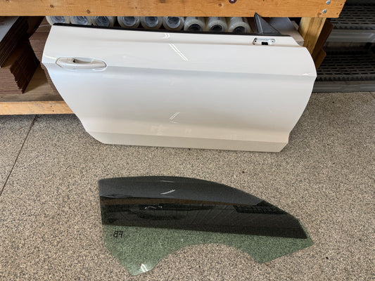 2015-2023 Ford Mustang GT EcoBoost RH Passenger Side Door Complete w/Glass