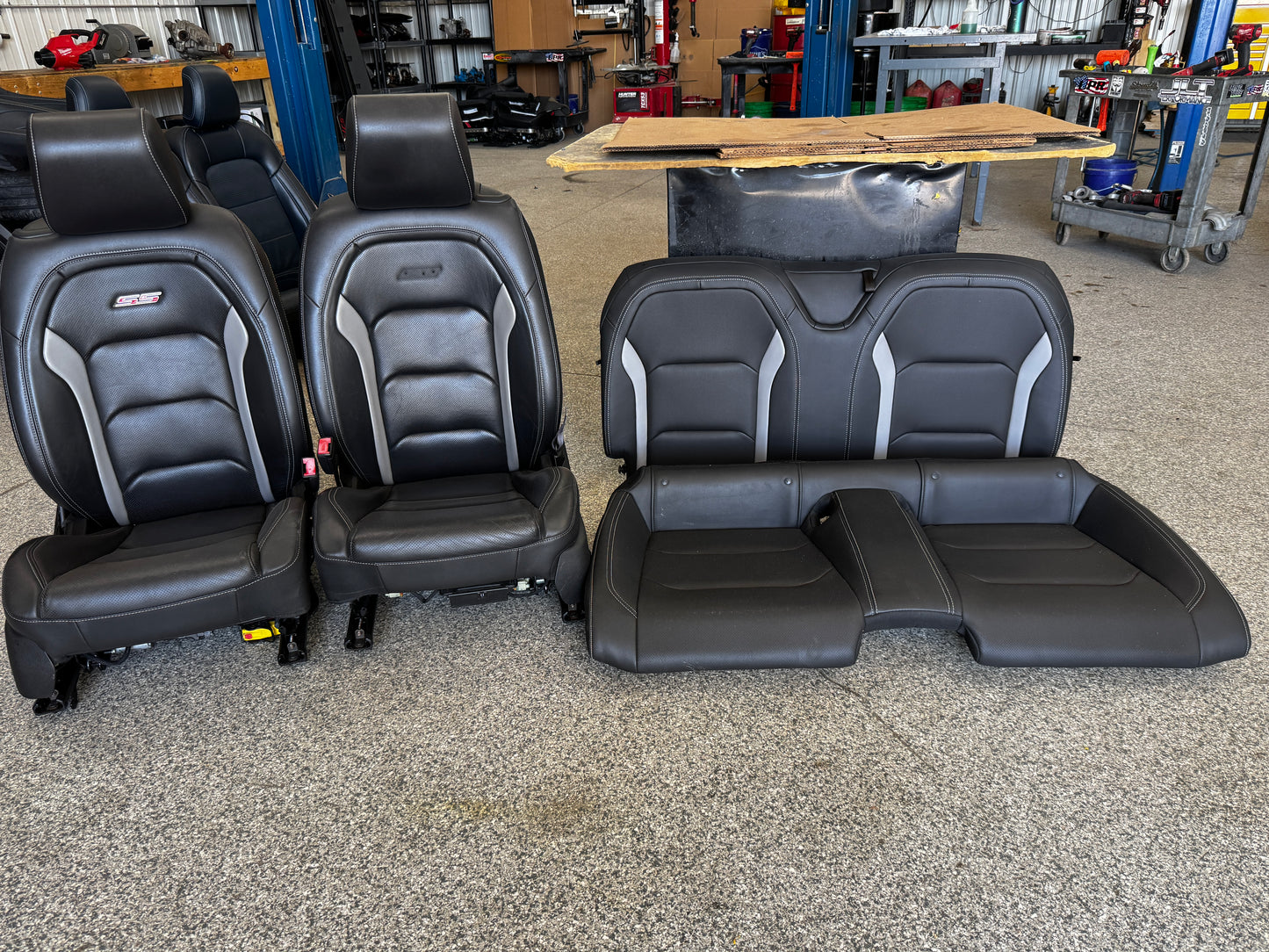 2016-2023 Chevrolet Camaro SS Coupe Front Rear Seats Black Leather - OEM