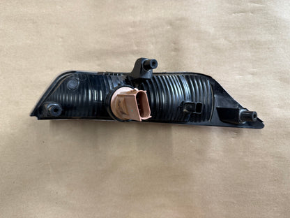 2015-2017 Ford Mustang GT RH Passenger Side Turn Signal Light