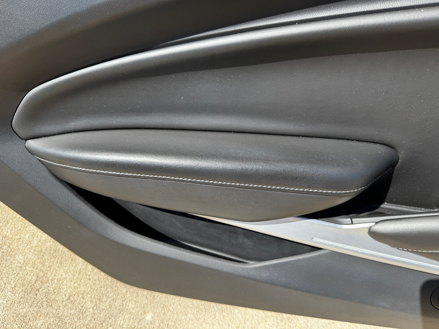 2016-2024 Chevrolet Camaro SS Coupe RH LH Pair Door Panels Black Leather