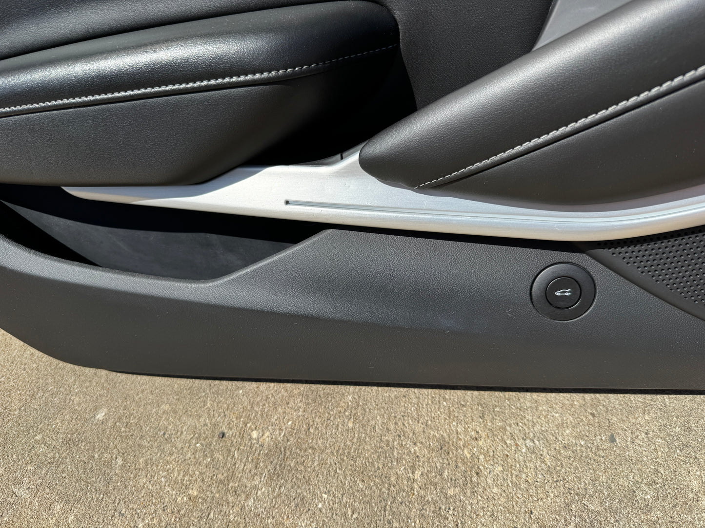 2016-2024 Chevrolet Camaro SS Coupe RH LH Pair Door Panels Black Leather