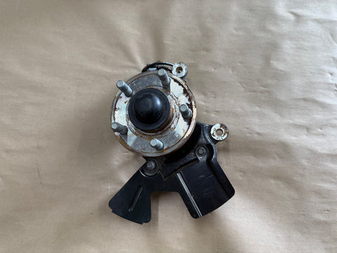 2015-2020 Ford Mustang 5.0L GT LH Driver Side Front Spindle Knuckle Hub
