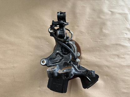 2015-2020 Ford Mustang 5.0L GT LH Driver Side Front Spindle Knuckle Hub
