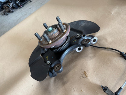 2015-2020 Ford Mustang 5.0L GT LH Driver Side Front Spindle Knuckle Hub