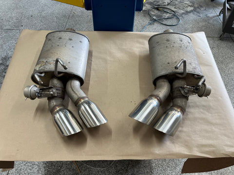 2012-2015 Chevrolet Camaro SS Quad Tip Mufflers RH LH Pair Used