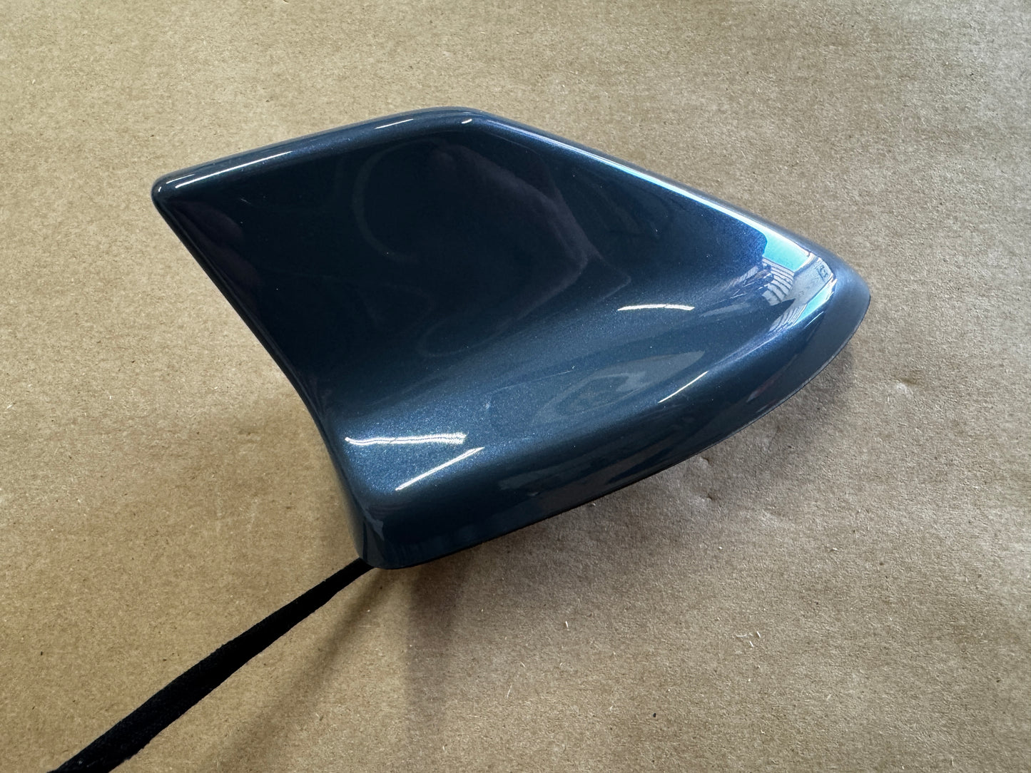 2024-2026 Mustang GT Radio Antenna Shark Phin Style JD9T-19K351-AA "K1" - OEM