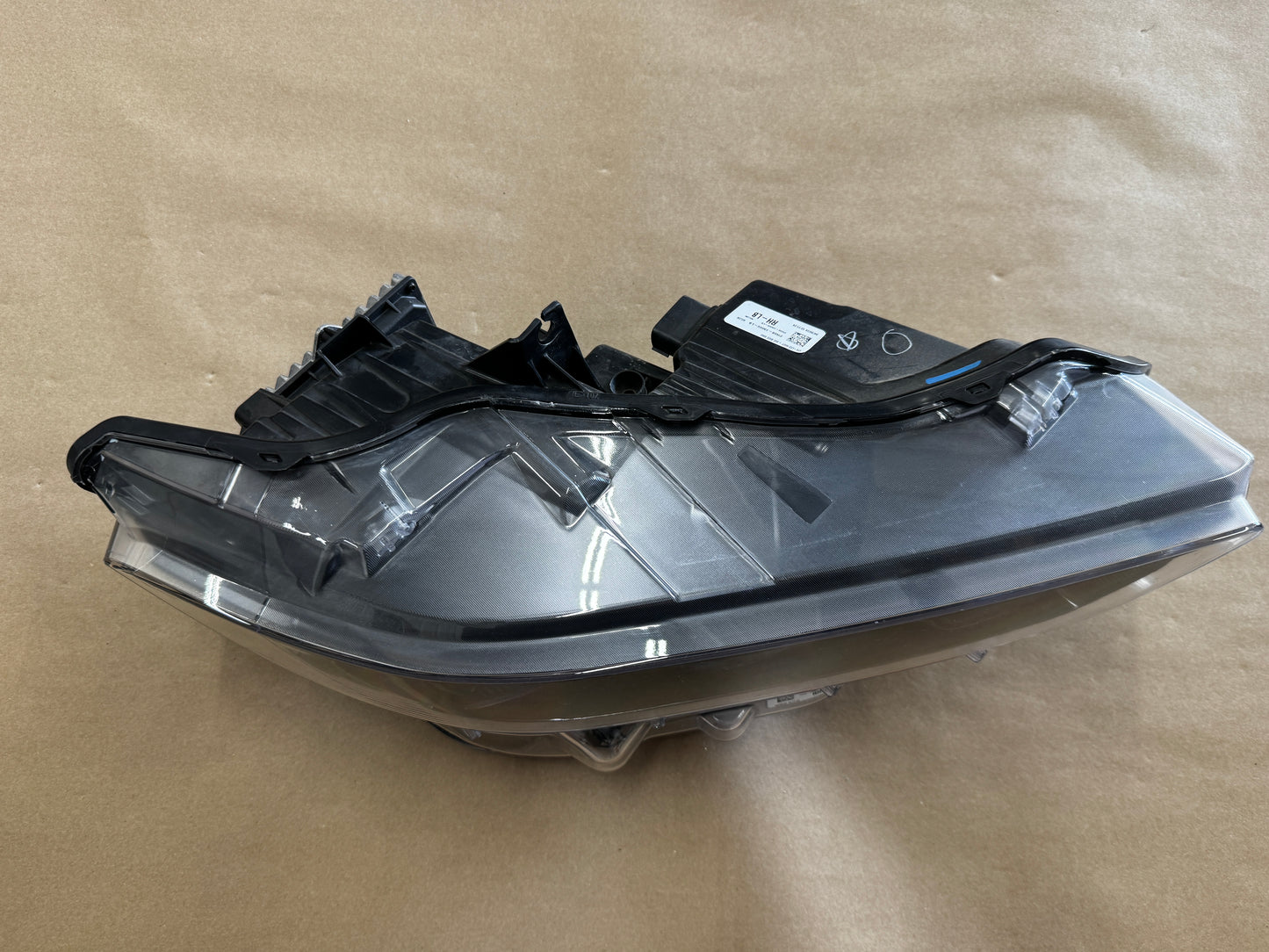 2024-2025 Ford Mustang RH Passenger Side Headlight LED HID No Damage OEM