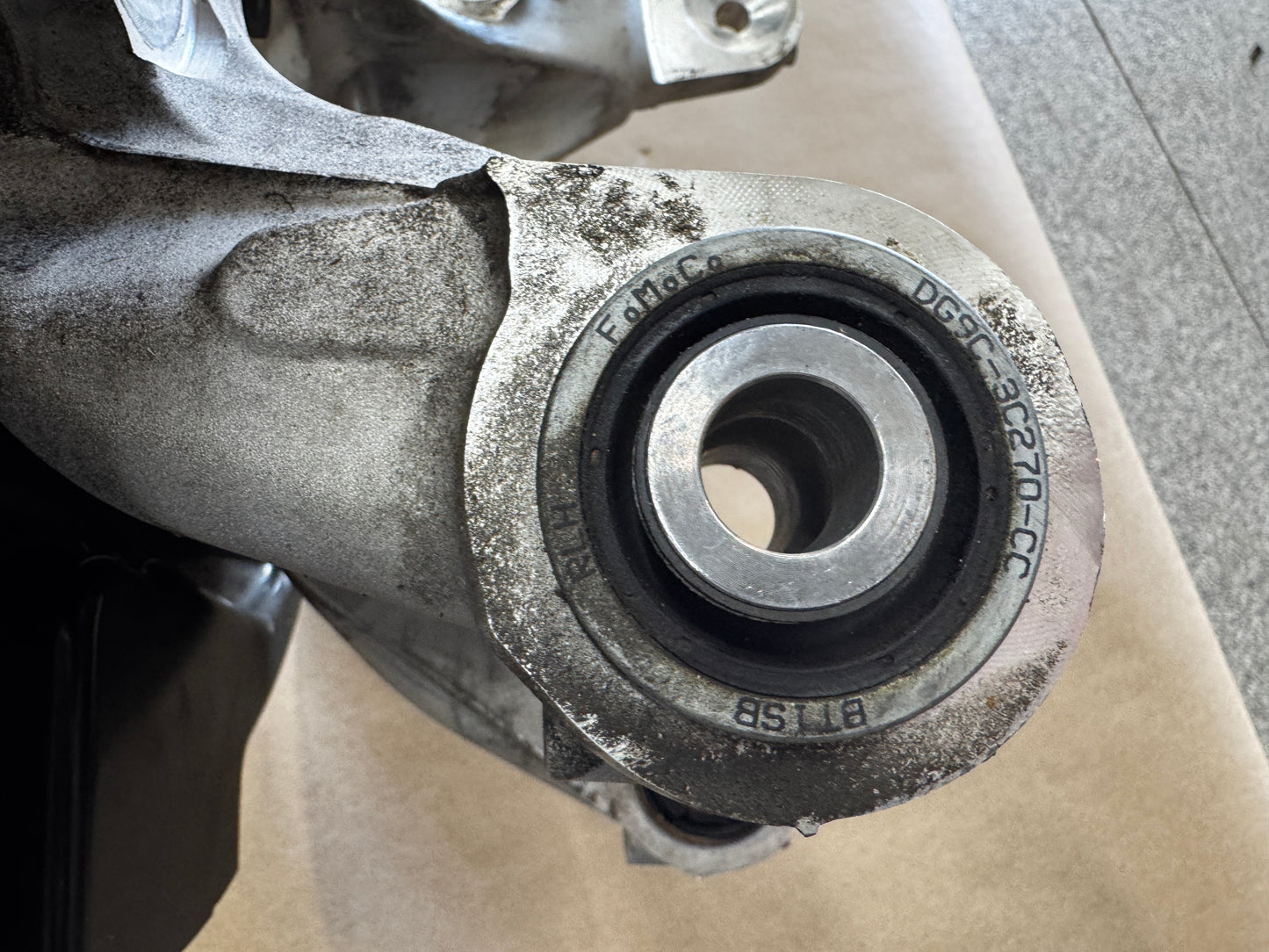 2024-2026 Ford Mustang 5.0 GT LH Driver Side Rear Spindle Knuckle - OEM