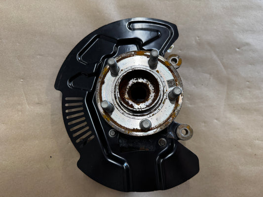 2024-2026 Ford Mustang GT LH Driver Side Front Spindle Knuckle Hub - OEM