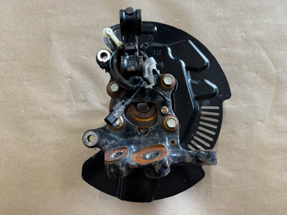 2024-2026 Ford Mustang GT LH Driver Side Front Spindle Knuckle Hub - OEM