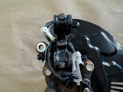 2024-2026 Ford Mustang GT LH Driver Side Front Spindle Knuckle Hub - OEM