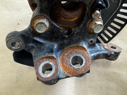 2024-2026 Ford Mustang GT LH Driver Side Front Spindle Knuckle Hub - OEM