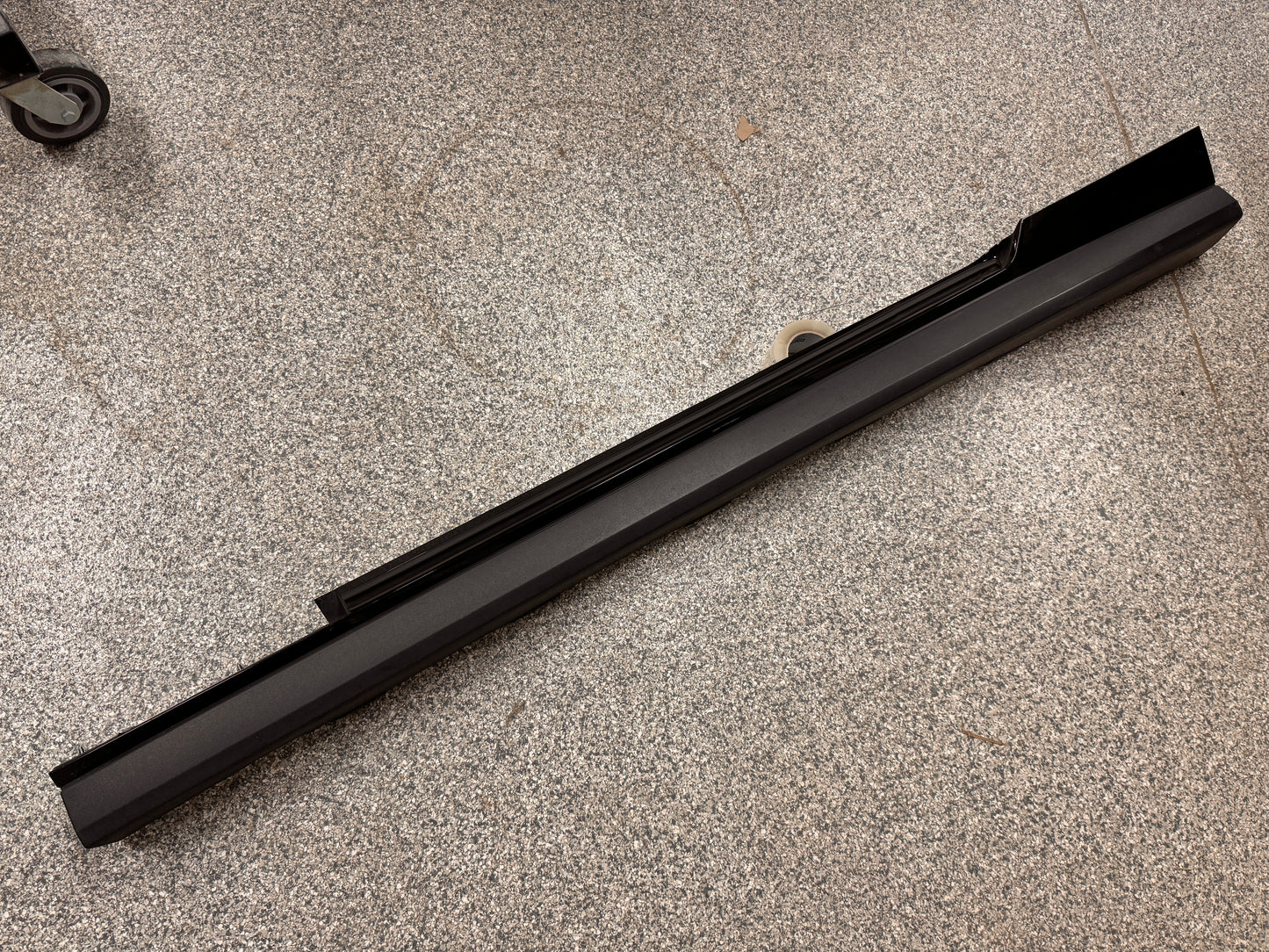 2012-2015 Camaro ZL1 LH Driver Side Rocker Side Skirt Black OEM