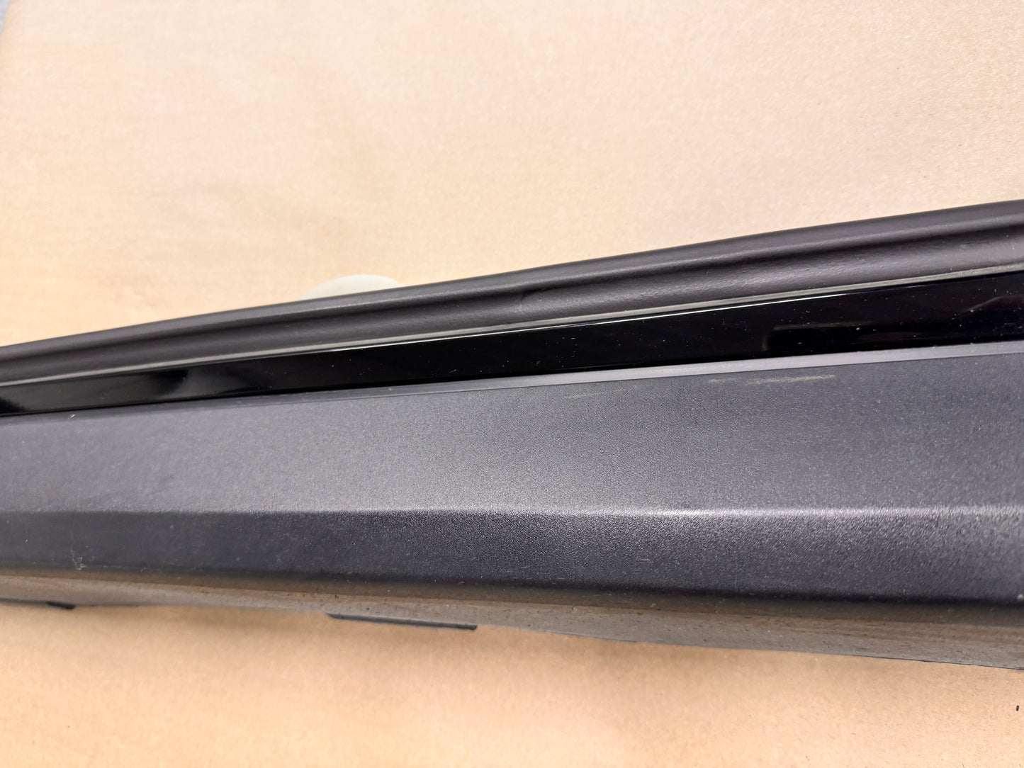 2012-2015 Camaro ZL1 LH Driver Side Rocker Side Skirt Black OEM