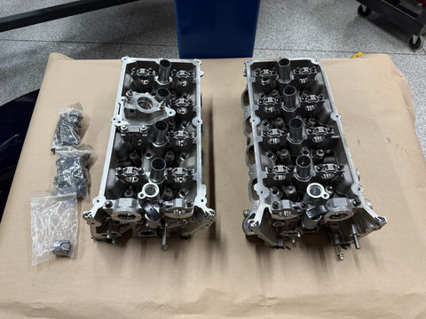 2018-2023 Ford Mustang DOHC Cylinder Heads RH LH Pair Valves 5.0 Coyote Gen 3