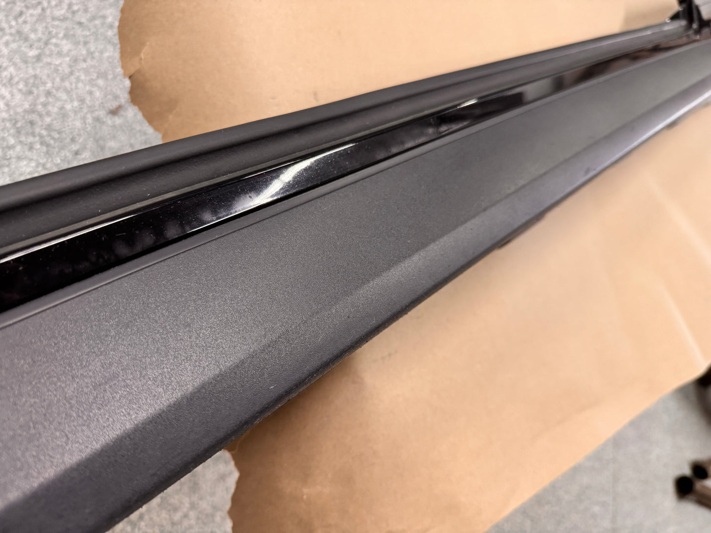 2012-2015 Camaro ZL1 LH Driver Side Rocker Side Skirt Black OEM