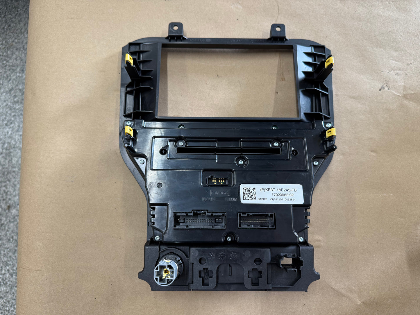2019 Ford Mustang Touch Screen Face Plate Radio Module