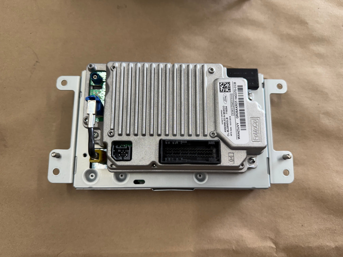 2019 Ford Mustang Touch Screen Face Plate Radio Module
