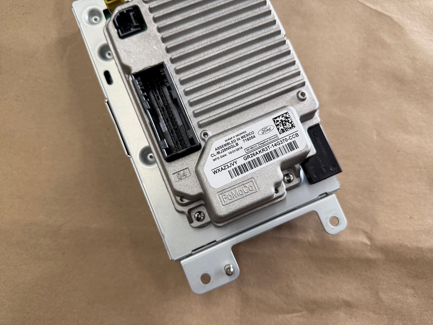 2019 Ford Mustang Touch Screen Face Plate Radio Module