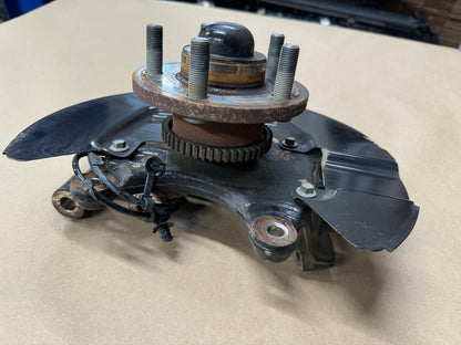 2015-2020 Ford Mustang 5.0L GT RH Passenger Side Front Spindle Knuckle Hub - OEM