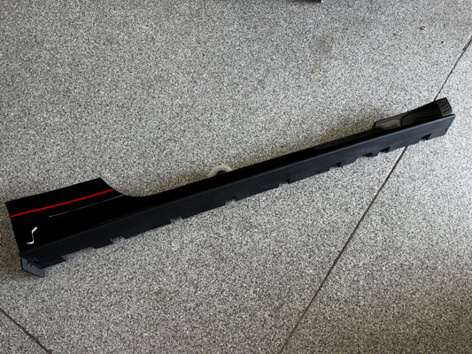 2015-2023 Ford Mustang GT V6 RH Passenger Side Skirt Molding Shadow Black