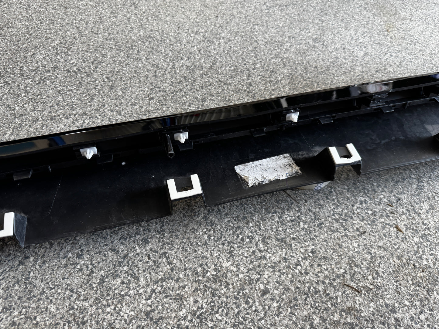 2015-2023 Ford Mustang GT V6 RH Passenger Side Skirt Molding Shadow Black