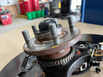 2015-2020 Ford Mustang 5.0L GT LH Driver Side Front Spindle Knuckle Hub