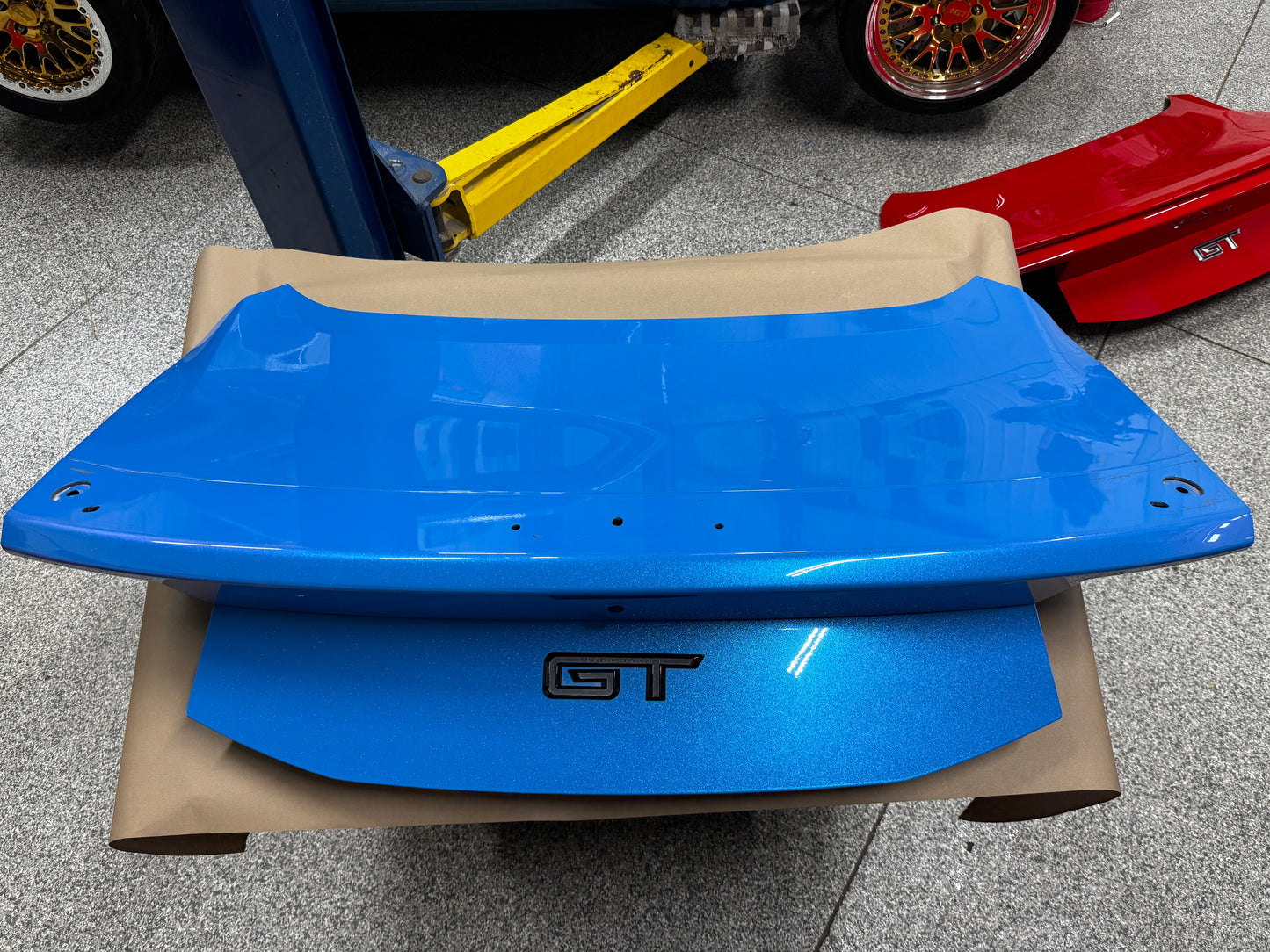 2024-2025 Mustang GT Coupe  Trunk Lid Grabber Blue