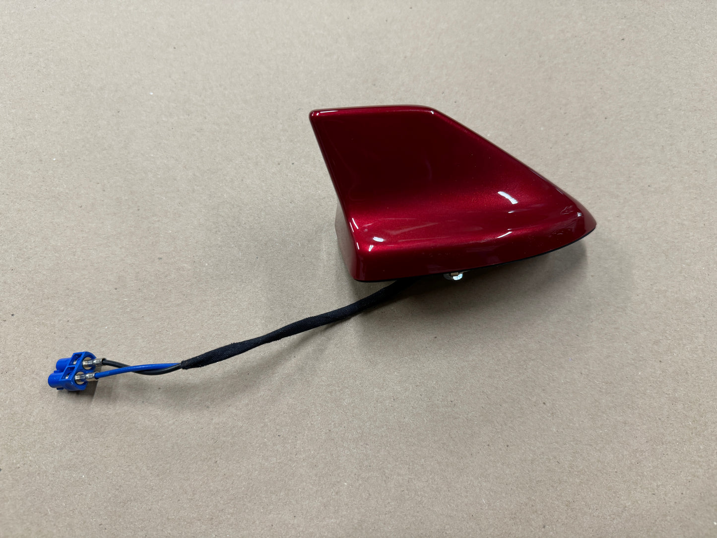 2021-2022 Ford Mustang GT Radio Antenna Shark Phin Style D4 JD9T-19K351-AA D4